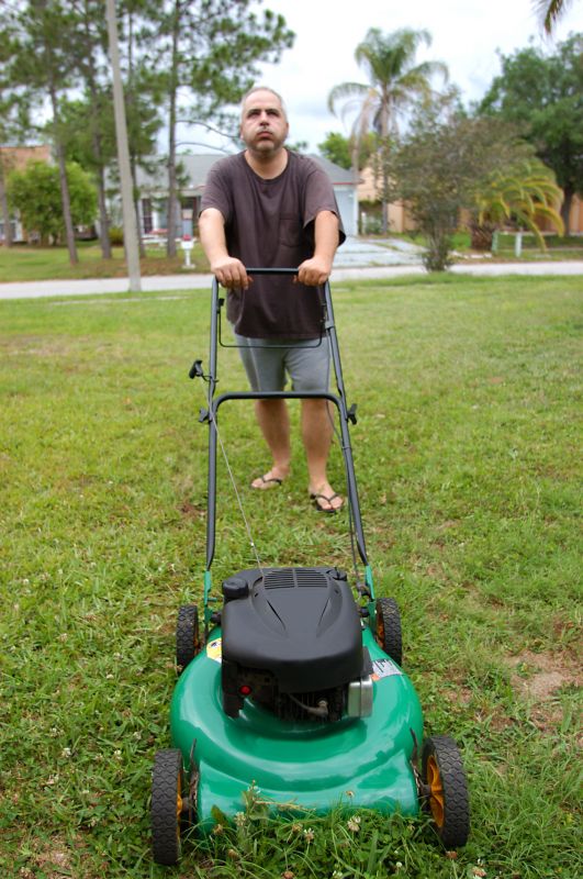 Residential Lawn Mowing